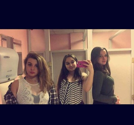 Elsalmorton perfect star archive