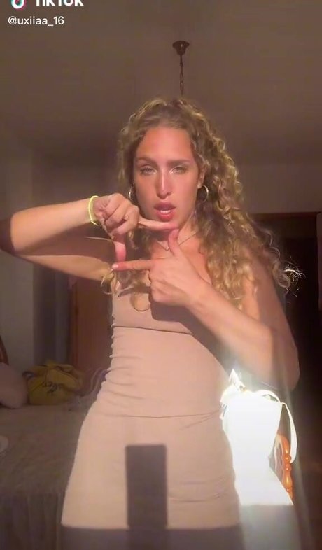 uxiaa 16 nude actress img