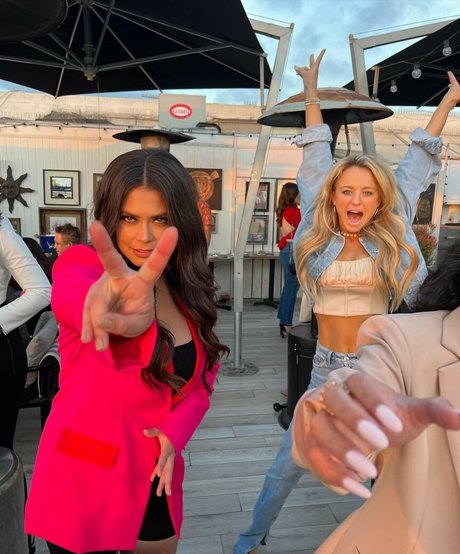 Alex Curry model nice img