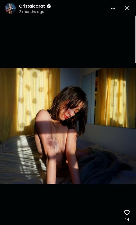 CristalCarat model pretty image