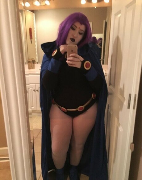 Kayrahx model nude photos