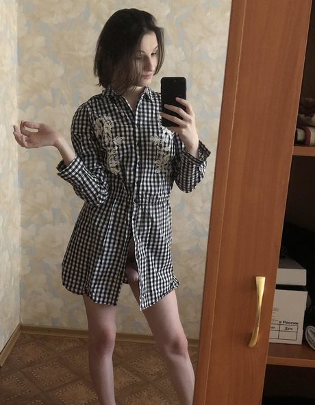 Cheesepolice0 erotic actress image