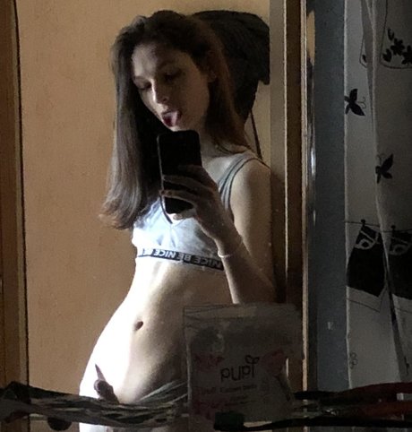 Cheesepolice0 pretty model pic