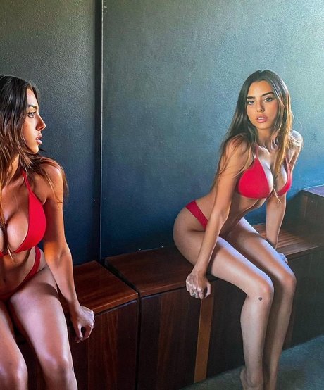 Valeria Conca pretty star galleries