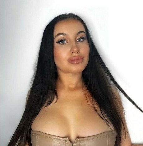 Kate Patterson sexy model picture