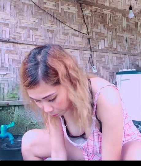 Lhyn Ghee Tv model porn pictures