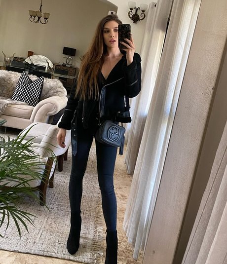 Lexiidomme nice model img