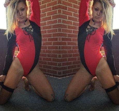 Synystershwee beautiful model archive