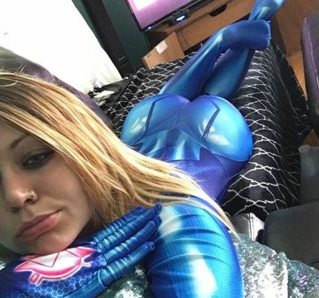 Synystershwee model best pics