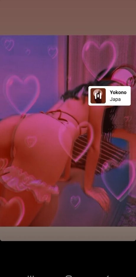 Pekenaletys naked model photo