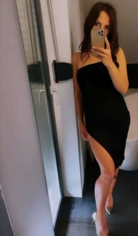 Chefowa model naked pictures