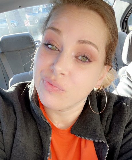 KayBabi sex model pic