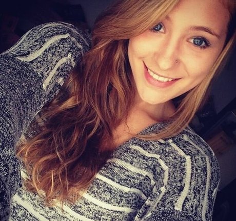 Blueyedwreck model high quality galleries