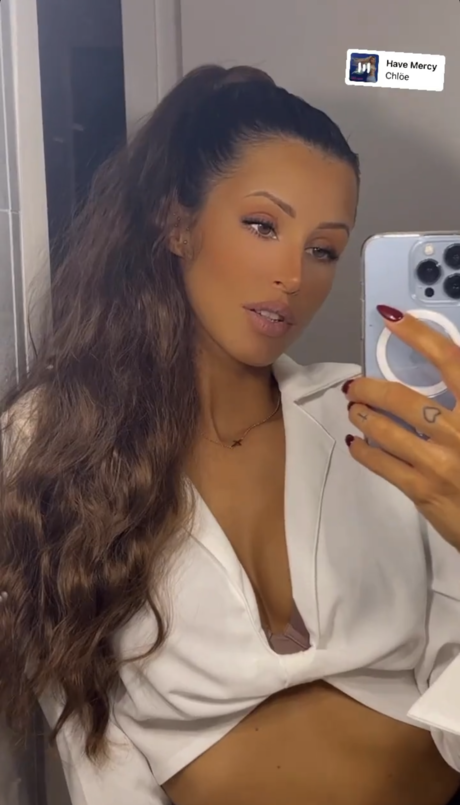 Amalia Loveee sexy actress pic