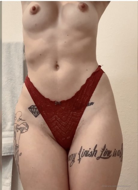 Amalia Loveee star beautiful pics