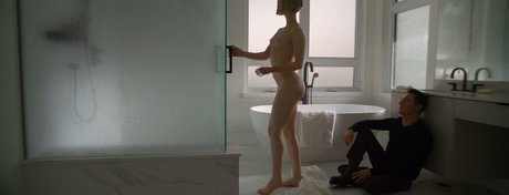 Elena Kampouris model best images