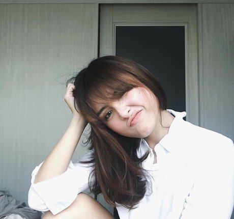 Sarah Carlos star naked picture