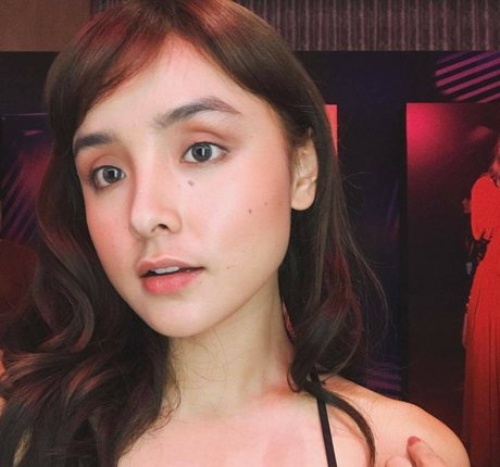 Sarah Carlos nude star pics