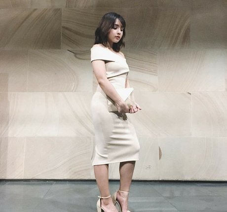 Sarah Carlos star best photos