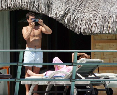 Natasha Kaplinsky hd actress pics