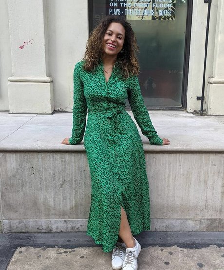 Moya Lothian McLean model naked photo