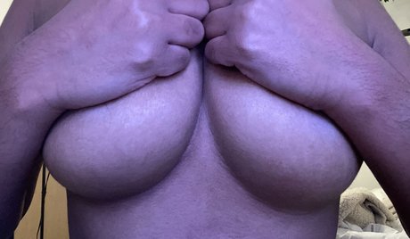 Desi Goddess pornstar erotic img