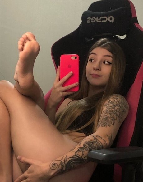 Jeniffer Guerra hot star pic