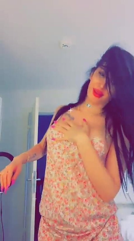 Mira Nouri pornstar hd img