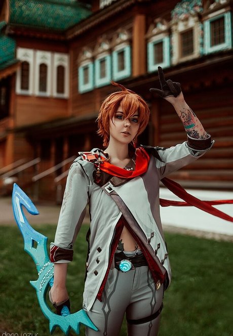 Bizarre Deer star exclusive img