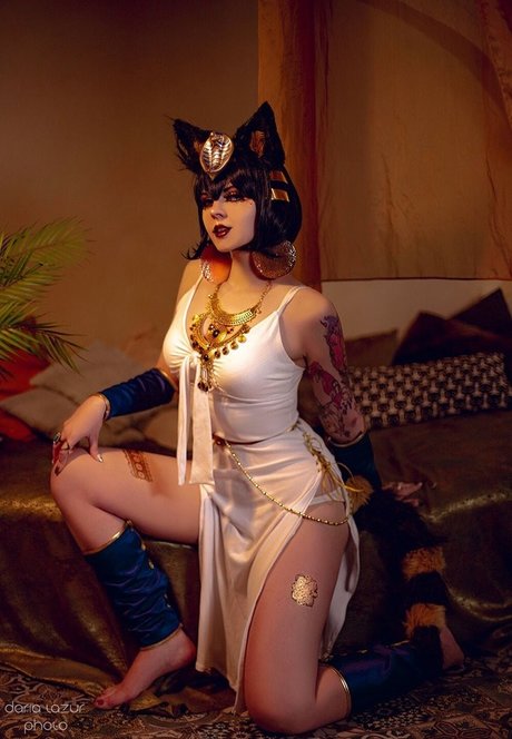 Bizarre Deer pretty star galleries