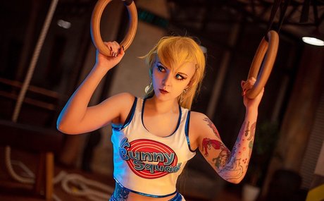 Bizarre Deer free model photos