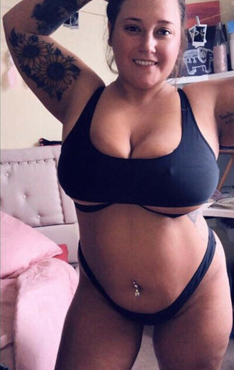 Bustyybeautyy nudes actress gallery