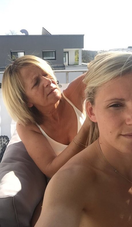 Julia Simic naked pornstar image