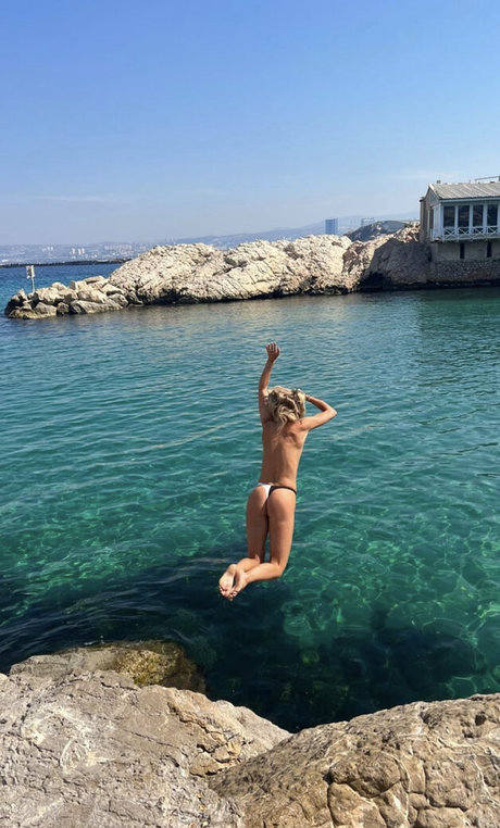 Ellie Rowsell star perfect photos