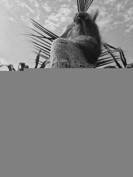 Violaa22 pornographic actress image