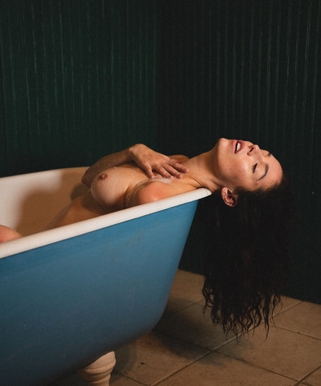 Jjuuulless pornstar nice picture