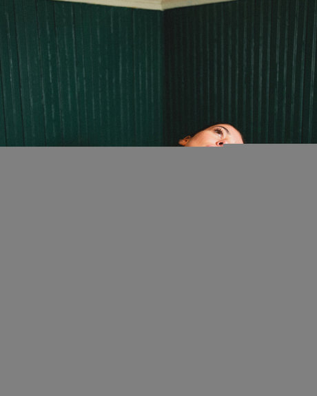 Jjuuulless model beautiful img