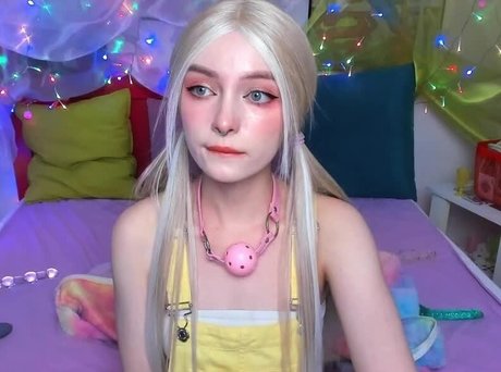 Ewa Green naked pornstar pics