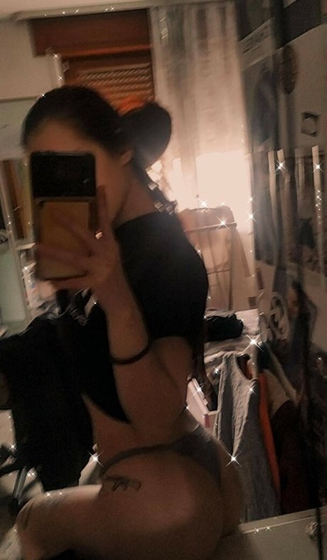 Roxanax Sg pornstar pretty archive