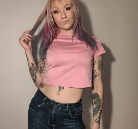 Redfoxy12 perfect actress pic