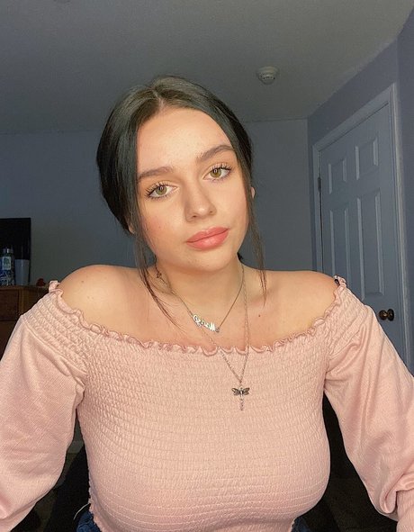 Casafreakhoez sexy actress gallery