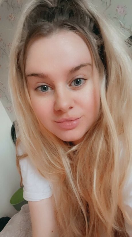 owlbie art actress galleries