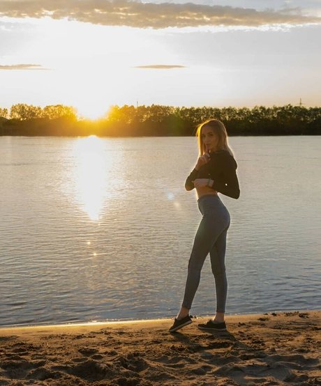 Xxlika model beautiful pic