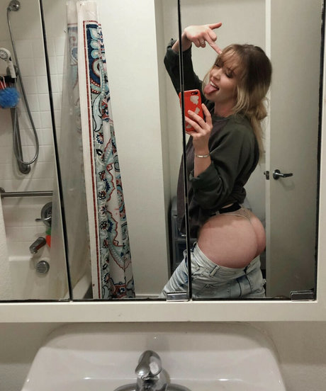 Audsmjones exclusive actress archive