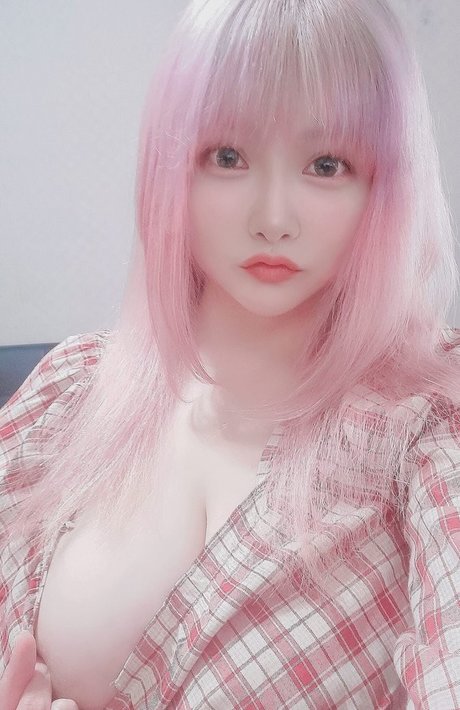 Virita TaTa nudes model archive