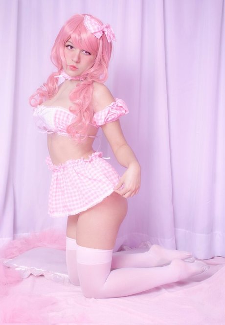 Julis Scarlet sex model pics