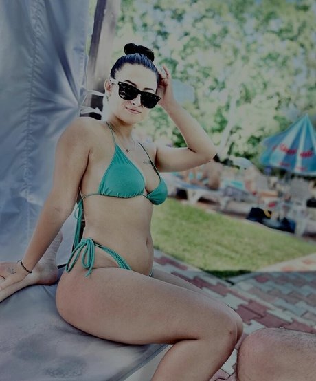 d jxxxx exclusive actress pictures