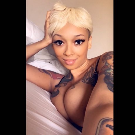 Chanky34 porn star pics