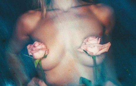 Olesya Rulin art model images