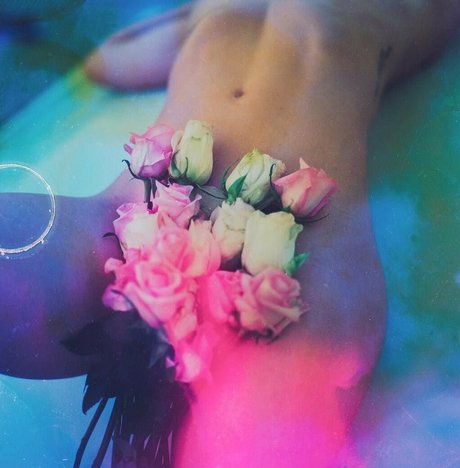 Olesya Rulin pretty actress gallery